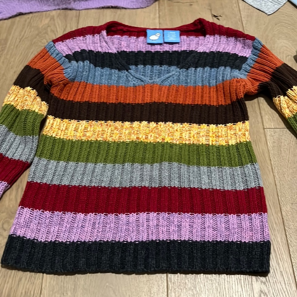 HANDMADE SWEATER